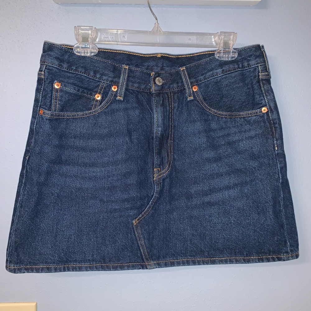 Levis Denim Skirt NWOT - Picture 2 of 7